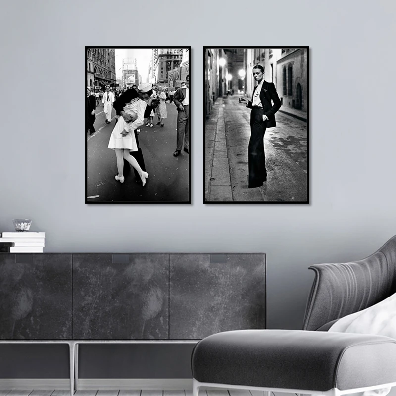 Vintage-New-York-Street-Lover-Kiss-Wall-Art-Posters-Nordic-Fashion-Figure-Painting-Black-and-White (1)