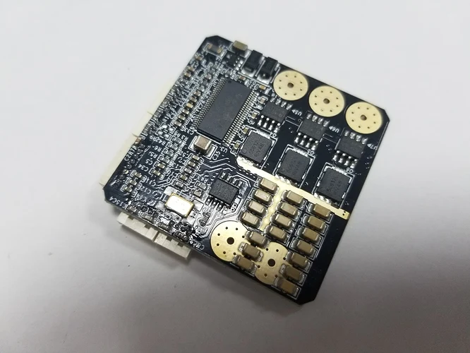 

VESC6 Benjamin ESC Imported Components Skateboard Gimbal Robotic Arm Model ESC High Performance RC Car