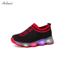 Детские футболки для маленьких девочек и мальчиков на открытом воздухе повседневная обувь светильник световой спортивная обувь Enfant светодиодный светящиеся кроссовки с сетчатой вставкой
