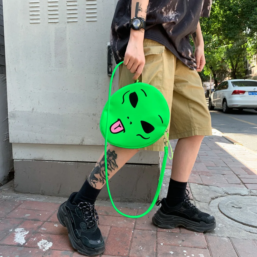 19 - LMM90701663_0452086562035142570