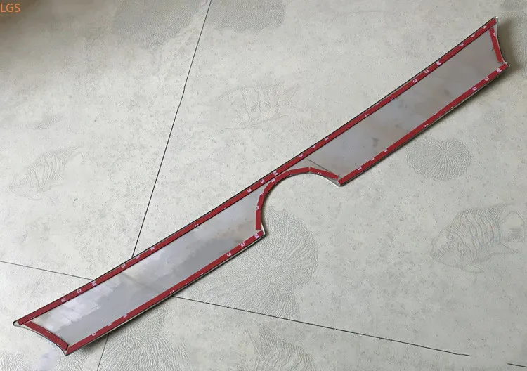 

For Volkswagen Golf 7 2014-2019 stainless steel rear trunk door decorative strip protection decoration car accessories