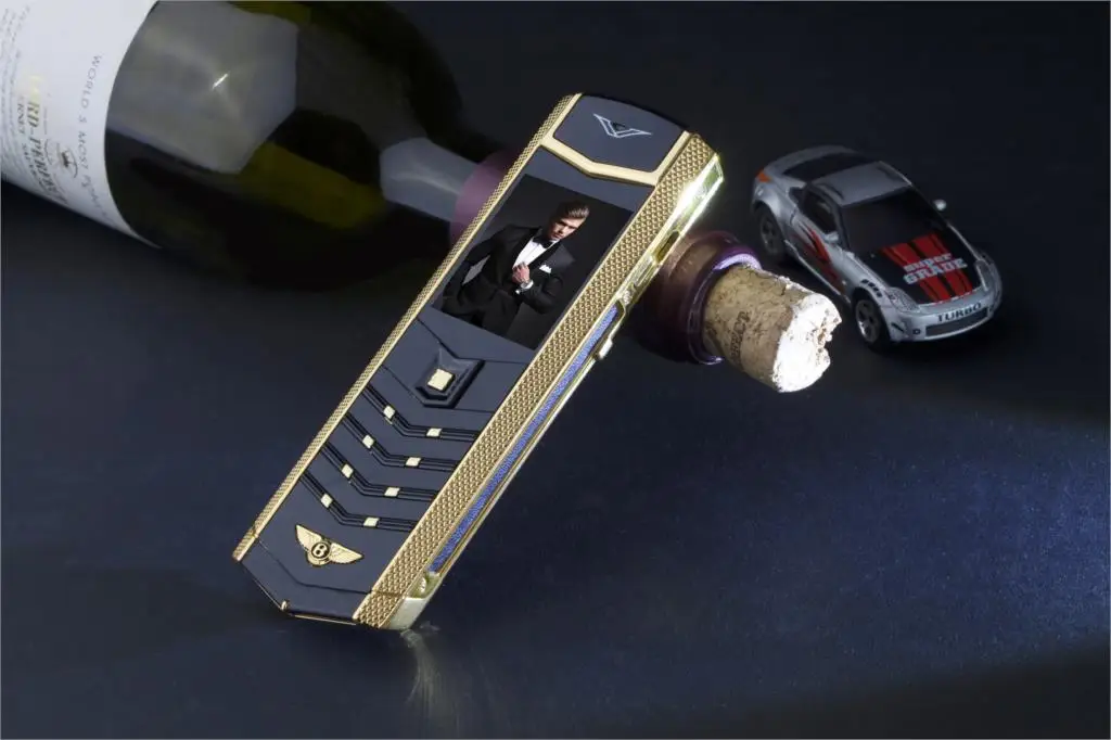 Бесплатный подарок, кожаные сумки V9 Meatl Body, роскошный барный телефон, две sim-карты, Bluetooth, набор номера, для старшего мобильного телефона, Невидимая клавиатура