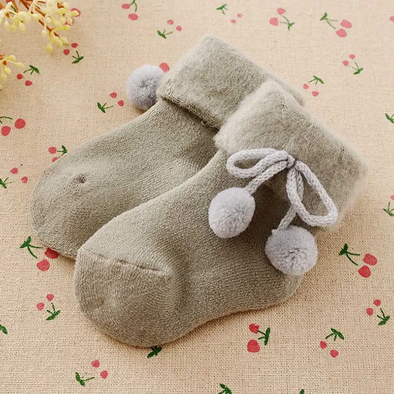 Baby Cute Hair Ball Cotton Socks Baby Dispensing Slip Cotton Socks Girls Boys Anti Slip Baby Winter Socks Children Warm Socks