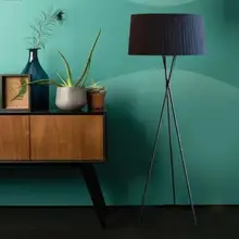 Скандинавский вертикальный художественный прикроватный светильник для спальни гостиной современный простой торшер Креативный тканевый диван трехногий торшер