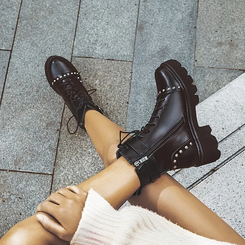 Cena Kobiety kostki buty na obcasie wiązane buty kobieta Chaussure Zapatos Mujer Gladiator platformy w stylu Vintage PU skórzane botki WXZ248