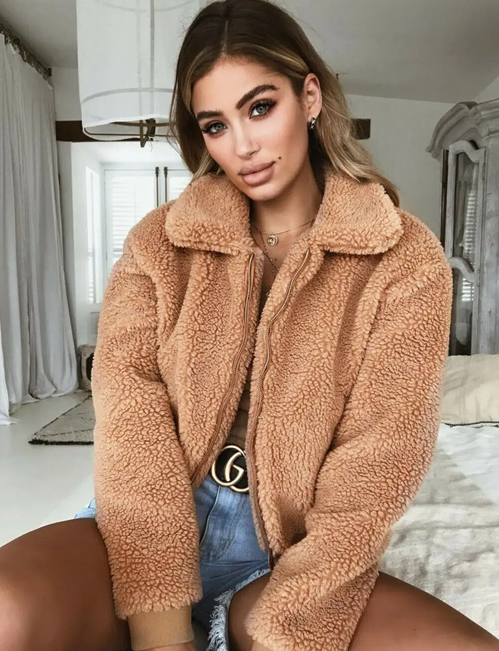

Women Autumn Winter Faux Fur Coat Fluffy Teddy Jacket Wool Coat Plus Size Long Sleeve Outerwear Turn Down Short Coat Female