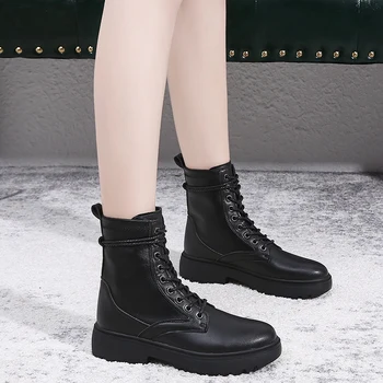 

Plus Velvet Women's Martin Boots Waterproof and Non-slip 35-40 Size Women Flat Shoes Increased Leather Casual Shoes 2020 New