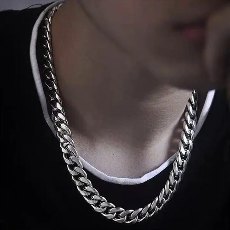 Buy Fashion Frill Stunning Silver Black Stainless Steel Hug Pendant Chain  Necklace For Men Boys Girls Women Online at Best Prices in India - JioMart.