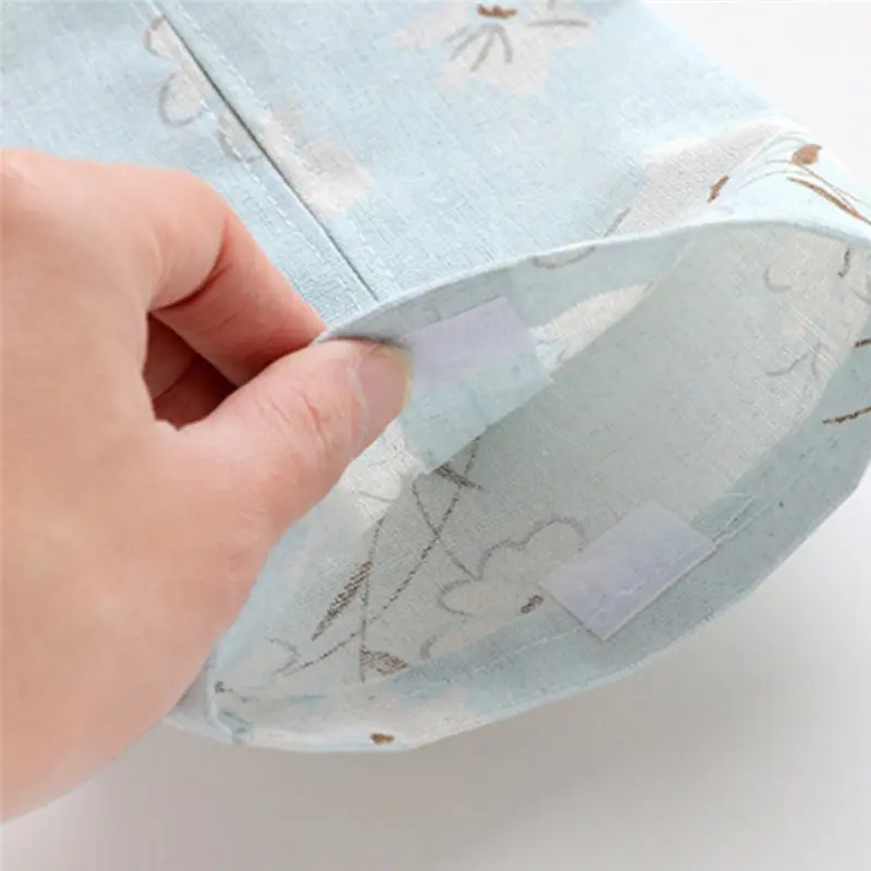 Easy-carry Snap-strap Wipes Container Wet Wipes Bag Eco-friendly Clutch and Clean Wipes Carrying Case Clamshell Cosmetic Pouch