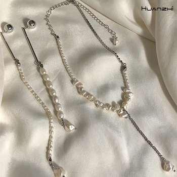 

HUANZHI 2020 Irregular Baroque Freshwater Pearl Necklace Asymmetrical Retro Clavicle Chain Necklace Set for Women Jewelry Gifts