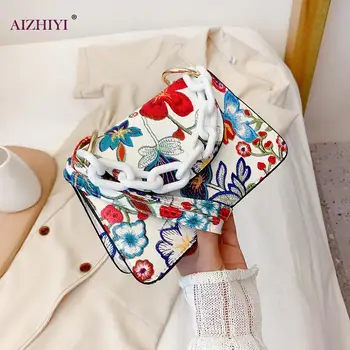 

Women Chain Small Shoulder Pouch Fashion Embroidered Flower PU Messenger Bag Popular Simple Female Daily Bag