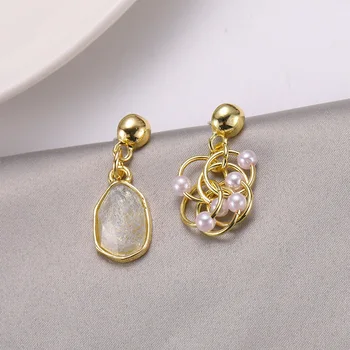 

Korean Asymmetric Retro Crystal Pearl Niche Premium Sense Temperament Net Red Circle Personality Design Earrings Sale Bohemian