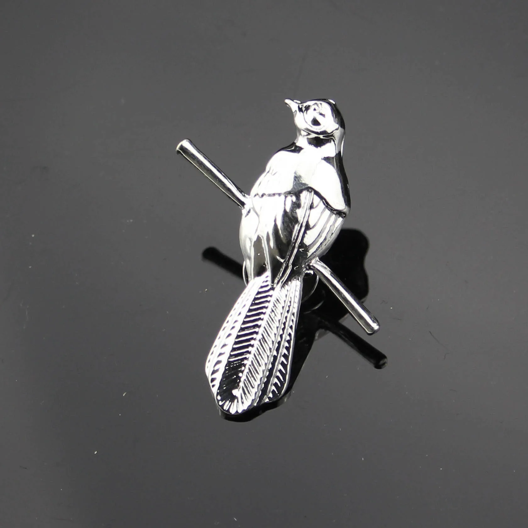 Brooch-P085-silver Светящаяся Игра престолов автомобильный брелок в виде дракона Дамская пара сумка брелок светится в темноте модные очаровательные украшения Брелки - Цвет: Brooch-P085-silver