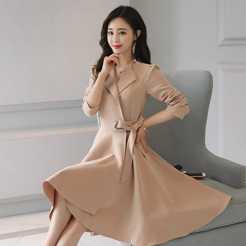 Elegante Lange Trenchcoat Voor Vrouwen Lente Herfst Bovenkleding Slanke Vrouwen Windjack Rok Vorm Jassen Met Riem YQ105 Elegante Lange Trenchcoat Voor Vrouwen Lente Herfst Bovenkleding Slanke Vrouwen Windjack Rok Vorm Jassen Met Riem YQ105