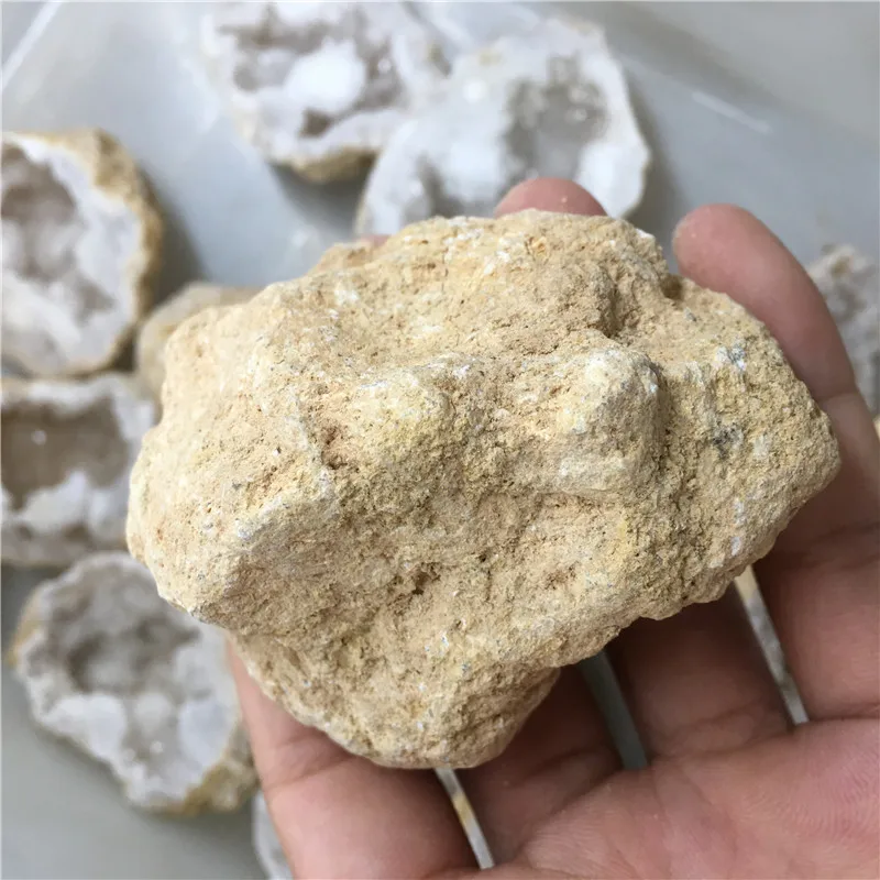 Натуральный агат геодный Кристалл отверстие образец минерала содержит четкие комплекты кристаллов лечебная энергия камень Хэллоуин украшения