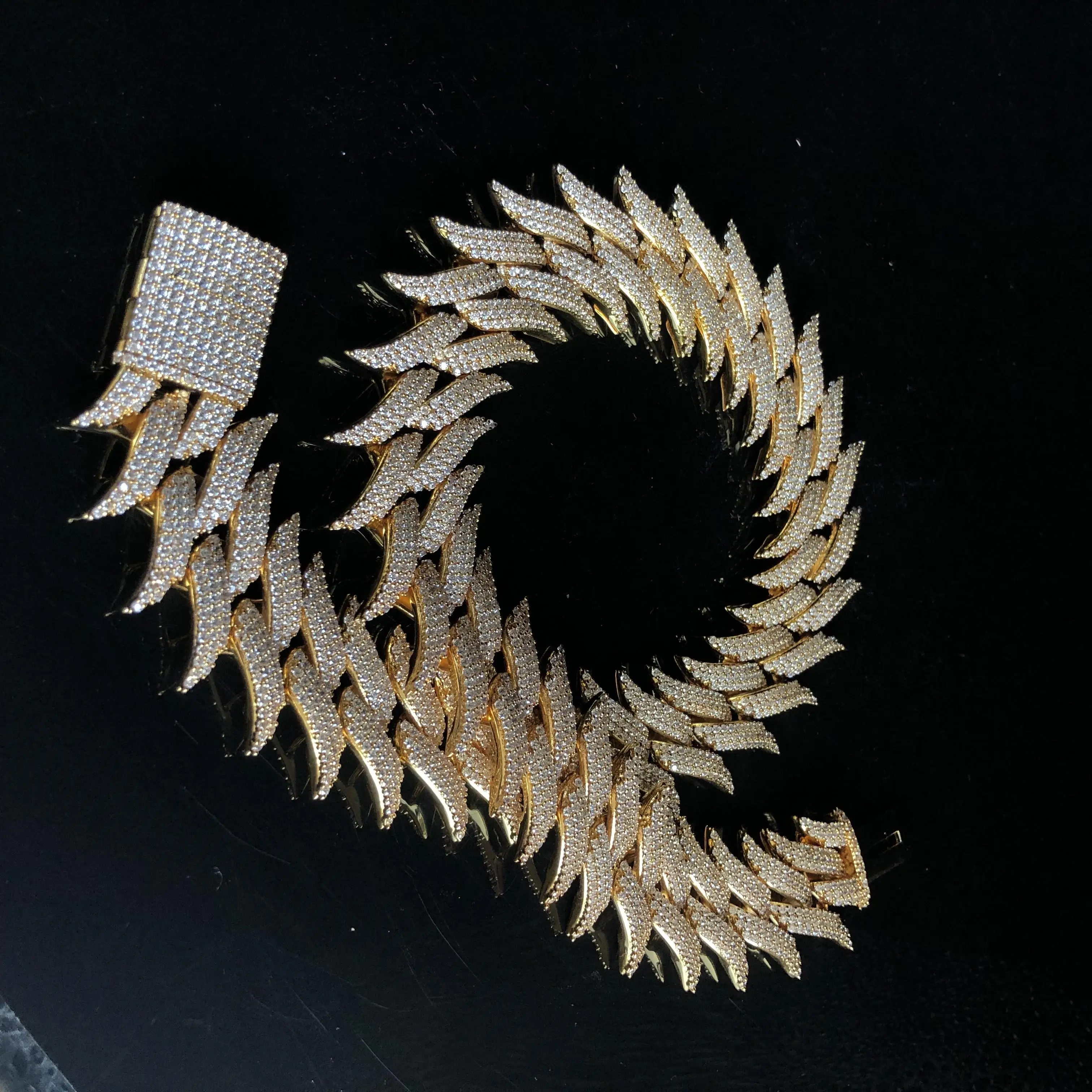 30mm men's pointed heavy Zircon Necklace
