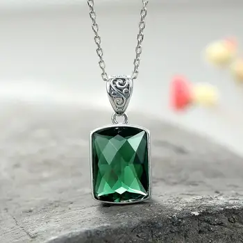 

100% 925 sterling silver with natural gemstone emerald green crystal pendant necklace vintage ETHNIC fine jewelry for women