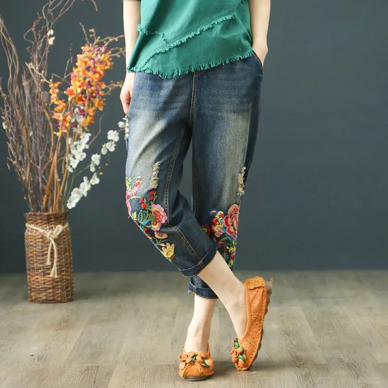 Autumn Vintage Elastic High Waist Jeans Embroidery Lace Up Boyfriend Ripped Jeans Women Straight Denim Pants