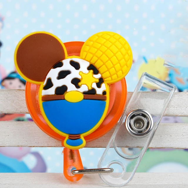 Cute Card Cover Clip New Design Silicone Retractable Student Nurse Badge Reel Clip Cartoon ID Card Badge Holder accessories F