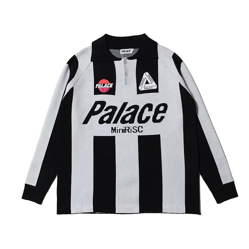 palace sweat shirt