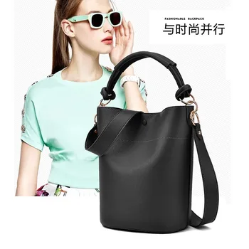 

2020 Wide Shoulder Strap Bucket Bag Retro Messenger Bag European and American Handbag Women's Bag