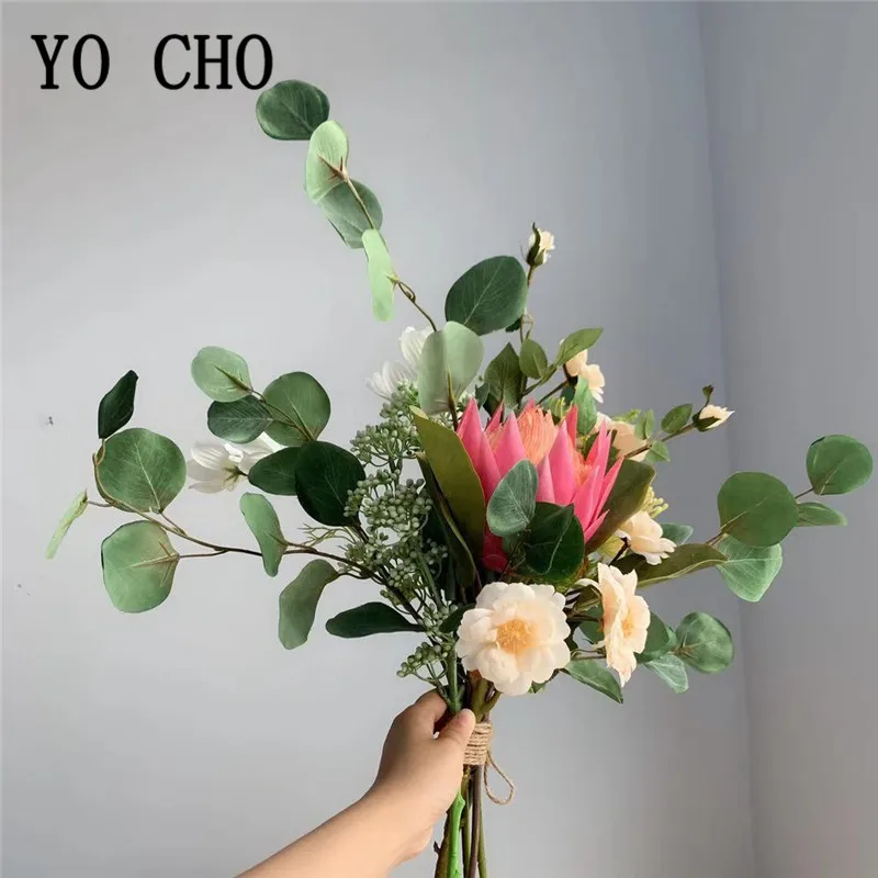 12091109058_2132096240