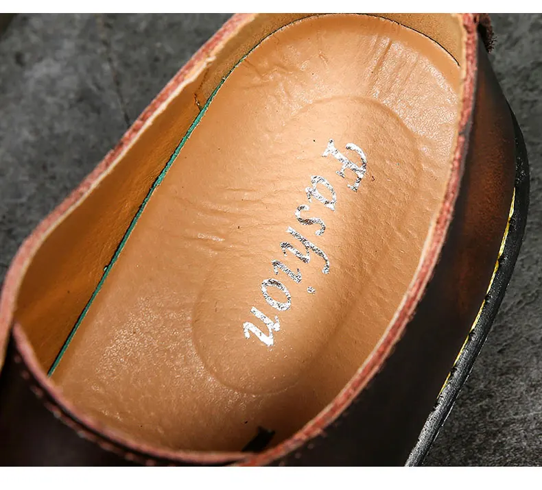 Мужские модные ботинки в байкерском стиле на шнуровке; водонепроницаемые осенние ботинки martin из искусственной кожи на нескользящей подошве