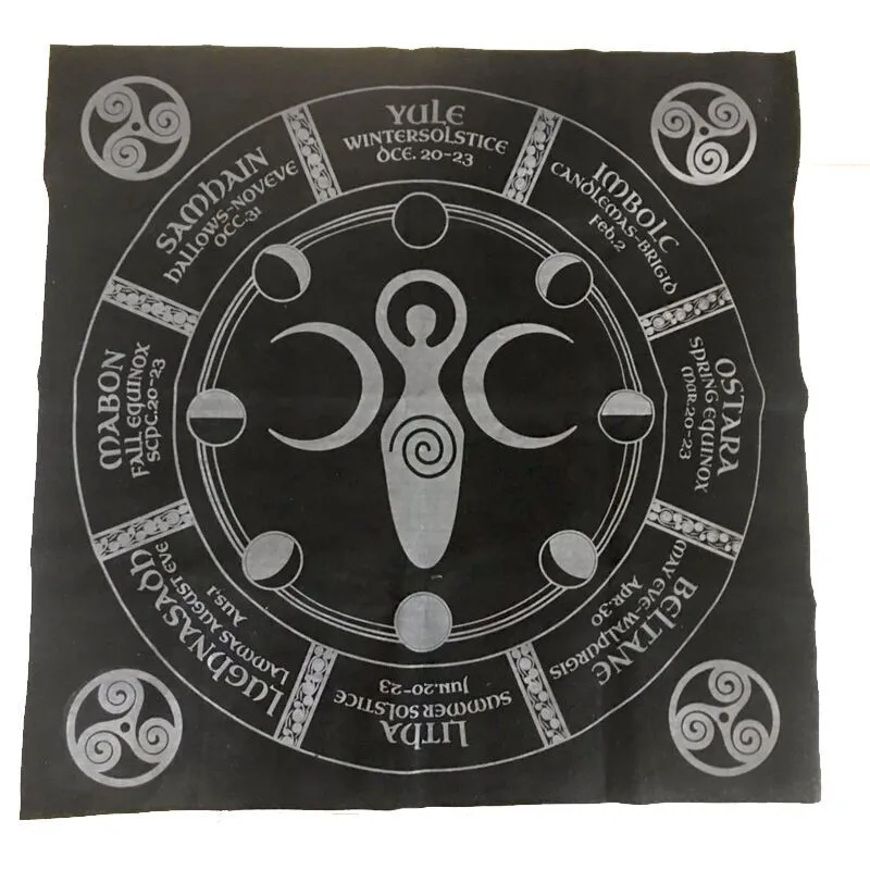 4 styles Retro Altar Tarot Cards Bag Party Table Cloth Board games Sun Moon Tablecloth For Divination Wicca Velveteen Tapestry