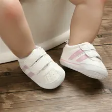 Модная новинка года; Лидер продаж; прогулочные белые туфли для младенцев с мягкой подошвой для новорожденных мальчиков и девочек; детская обувь для младенцев