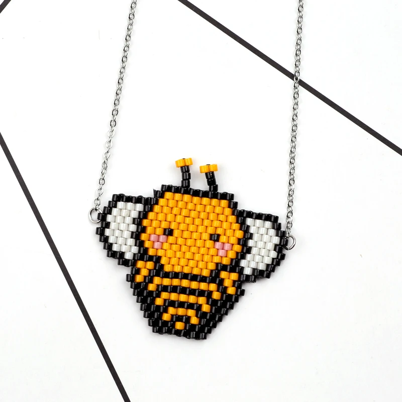 

FAIRYWOO Cartoon bee honey Necklace