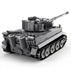 925pcs Building Blocks RC Tank ToyHigh Simulation RC Assembly Military Tank Brick Weapon Kid intelligence Learn toy For Boy Gift 4