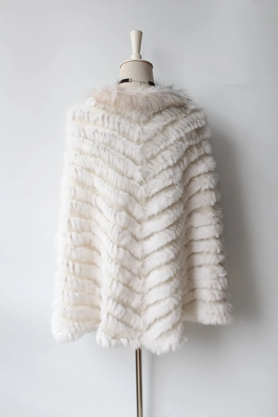 Feminino Коэльо пончо мех De Malha; Com Pele De Guaxinim GuarniçãO Moda Feminina Outono реальный мех De Luxo Envolto Preto