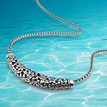 

POPULAR RETRO COOL MALE 925 STERLING SILVER MODERN TRENDY GEOMETRIC HOLLOW OX HORN STREETWEAR NECKLACE FOR MEN