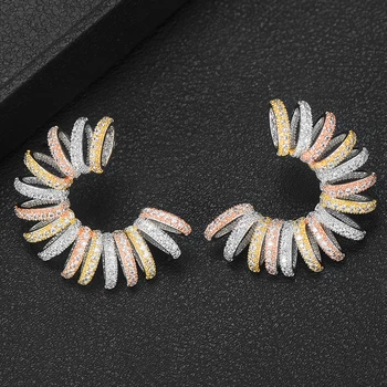 

SISCATHY Famous Brand Unique Elegant Women Jewelry Full Mirco Paved Cubic Zirconia Earrings For Women Party Wedding Stud Earring