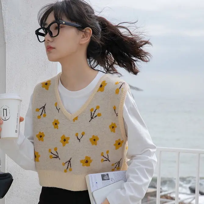 Sweater Vest Women Vintage Sleeveless Knitted Crop Tops