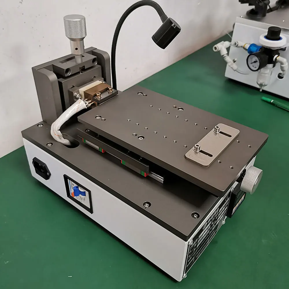 LCD chip IC removal machine IC chip remove machine  EN-50R 30-500°C 1000w rust removal pretreatment fiber laser cleaning machine surface lazer paint p laser oxide remove