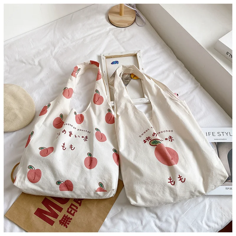 

Fashion Canvas Large Capacity Tote Bag Cute Designer Shoulder Bag Japanese Style Peach Print Eco Shopper Bag Handbags for Women