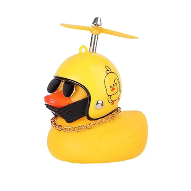 Canard avec casque et JOCreative, accessoires de voiture, canard dans la  voiture, canard IWered, jouets de planche Prada, canetons de moto -  AliExpress