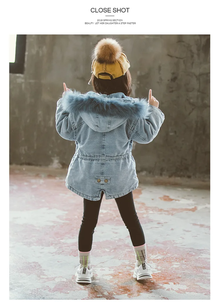 12147506890_86437334