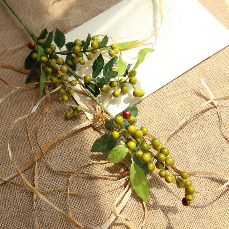 

Christmas Red Fruit Berry Artificial Flower Bouquet Home Party Decoration