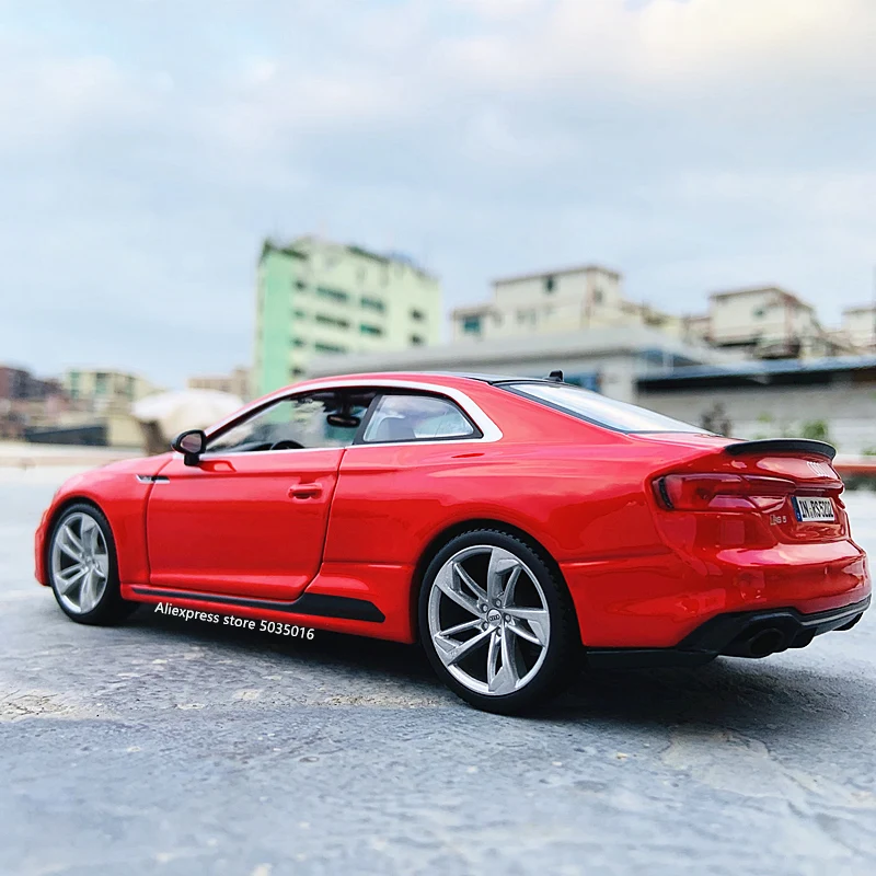 Bburago 1:24 Audi RS5 RAD имитация сплава Модель автомобиля ремесла украшение Коллекция