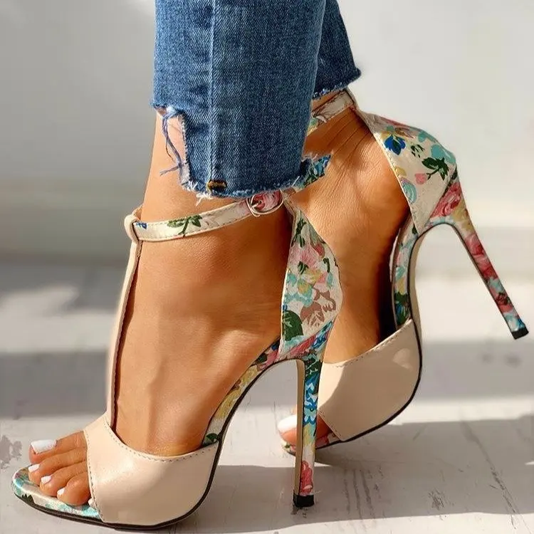 

2019 Foreign Trade Amazon New Ultra High Heel Buckle with Thick European and American Floral Toe Sandals Shoes