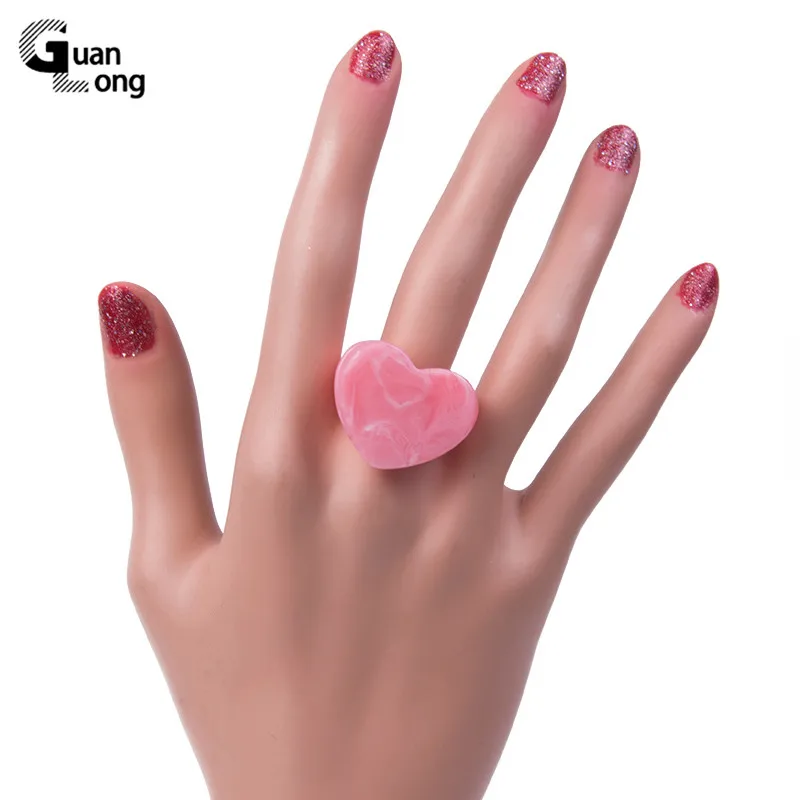 

GuanLong Large Vintage Big Rings for Women Fashion Jewelry Colours Beautiful Heart Resin Acrylic Finger Simple Ring for Girls