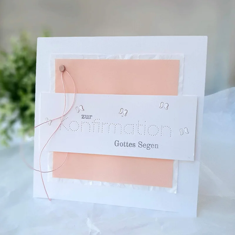 konfi gepunkte rose