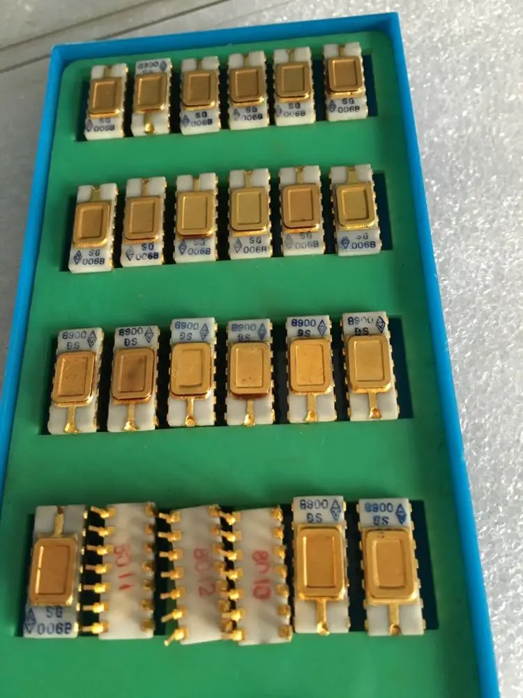 Оригинальный импортный DMB51CM24B006 P8797BH MK4116GPE MK4332D 3 SG7486 SG006B SME1701PGA 400 гарантия