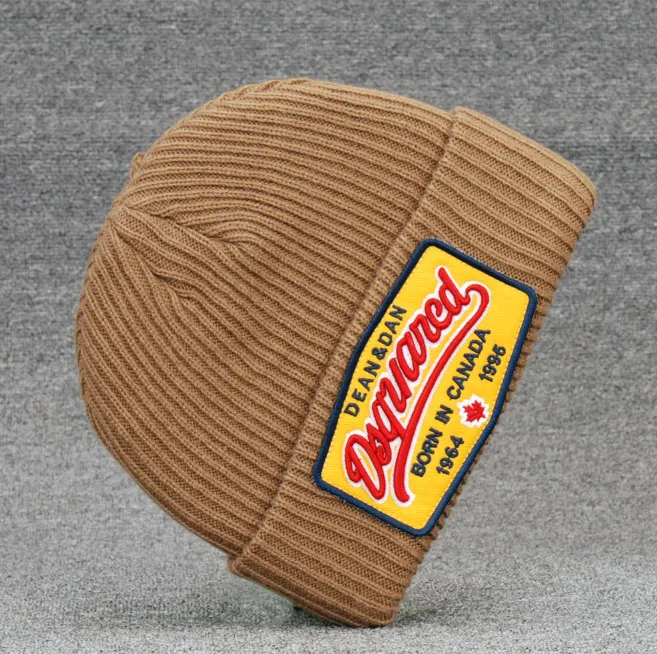 Зимняя стильная dsq брендовая мужская кепка Skullies& Beanies, хлопковая Повседневная Регулируемая теплая Кепка с буквой s, брендовая Кепка для мужчин, черная, красная, серая - Цвет: brown