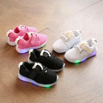 

New Children Shoes With Luminous Sneakers Fashion Glowing Comfortable Sneakers Baby Toddler Boys Girls Shoes LED Soft Kids Shoes