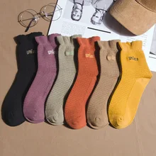 3 пар/лот, Осенние милые японские женские носки в стиле Харадзюку, носки средней длины с вышивкой в виде смайлика, корейские женские стильные носки в стиле каваи для девочек, подарки