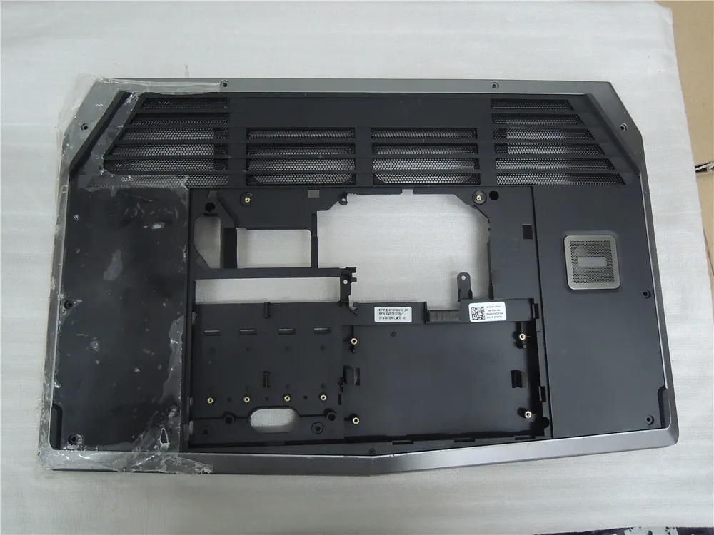 Для Dell Alienware 17 R2 нижний чехол 0TVFYJ