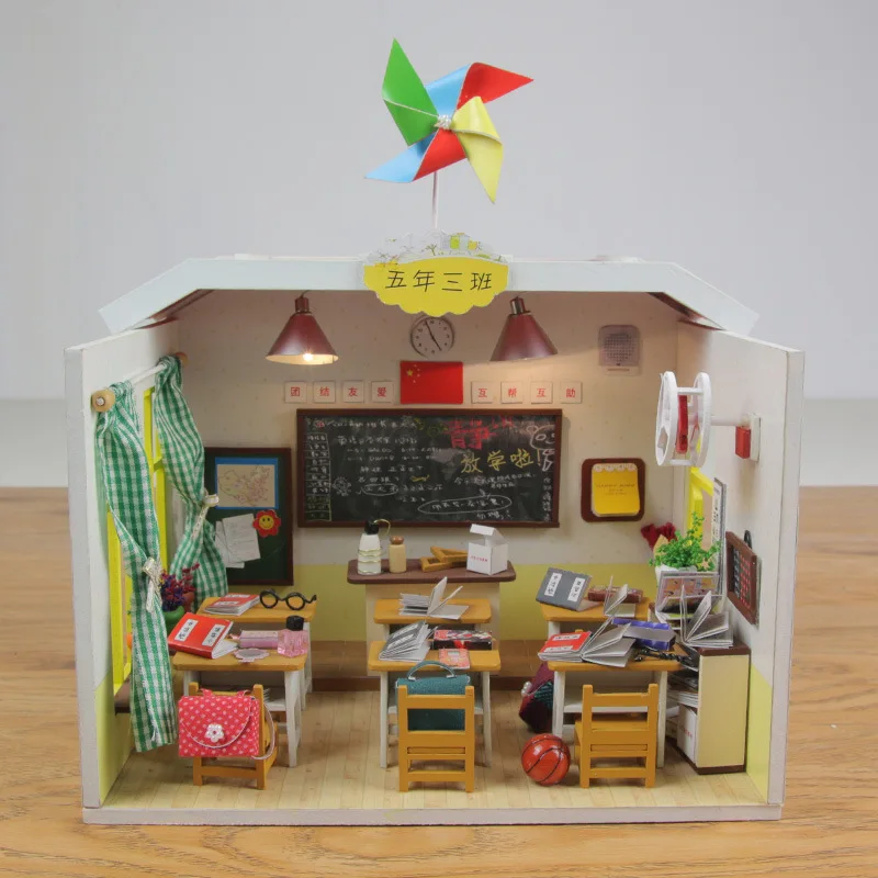 

DIY Hut Assembled Toys Deskmate of You Handmade My Little Partner Model Creative Wood Hoomeda-diy Season Gift